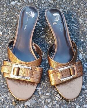 Etienne Aigner Phase Slides open toe Sandals 2" Low Wedge Bronze Buckle 8.5 NICE